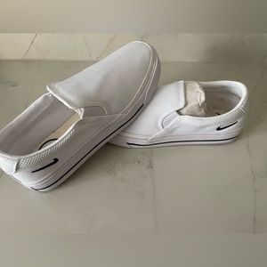 Nike Court Legacy Women’s Slip On - New without Tags